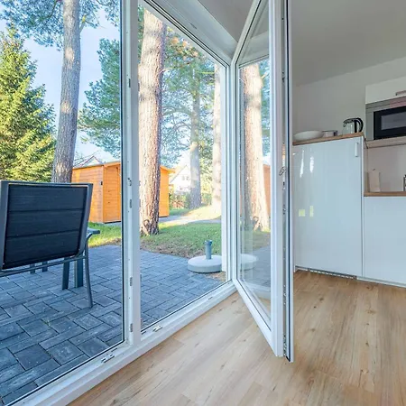 Merlin Nest - Komfortable Mit Terrasse, Garten & Infrarotkabine Apartment