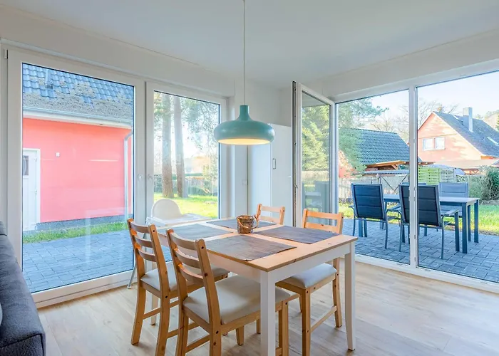 Merlin Nest - Komfortable Mit Terrasse, Garten & Infrarotkabine Apartment Marienfelde